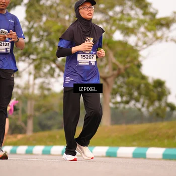 Runner Photo 7543892