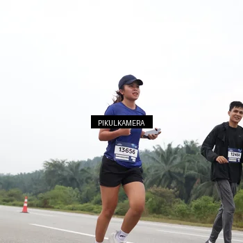 Runner Photo 7543901