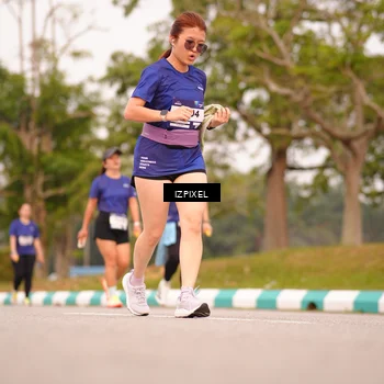 Runner Photo 7543917