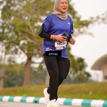 Runner Photo 7543935
