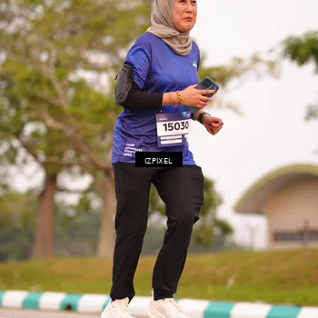 Runner Photo 7543937