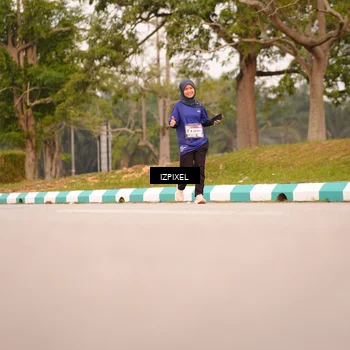 Runner Photo 7543946