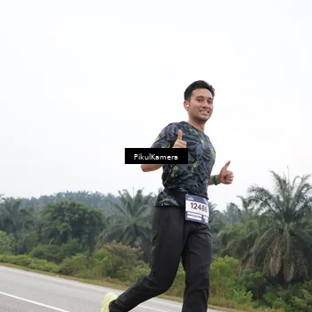 Runner Photo 7543954