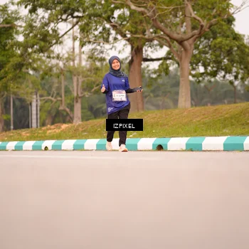 Runner Photo 7543956