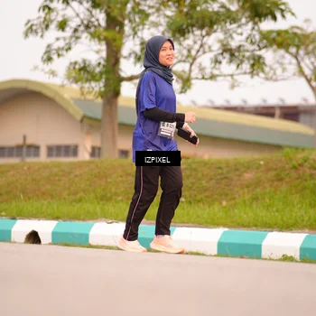 Runner Photo 7543971