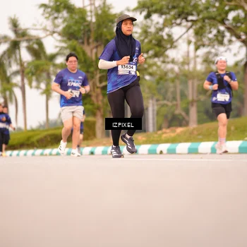 Runner Photo 7544000