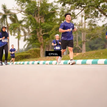 Runner Photo 7544002