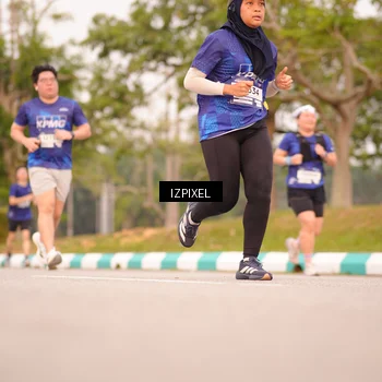 Runner Photo 7544008