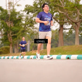 Runner Photo 7544011