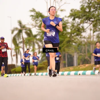 Runner Photo 7544018