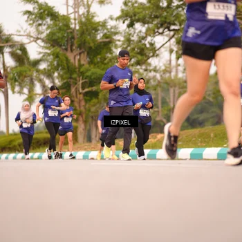 Runner Photo 7544020