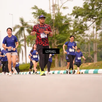 Runner Photo 7544031