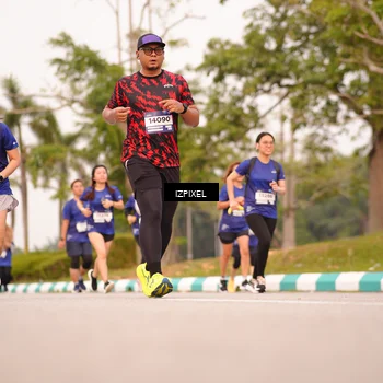 Runner Photo 7544032