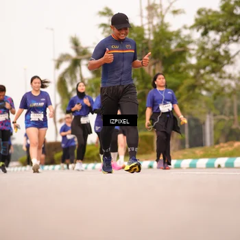 Runner Photo 7544058