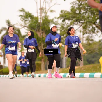 Runner Photo 7544062