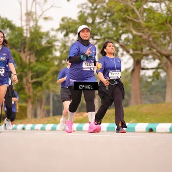 Runner Photo 7544069