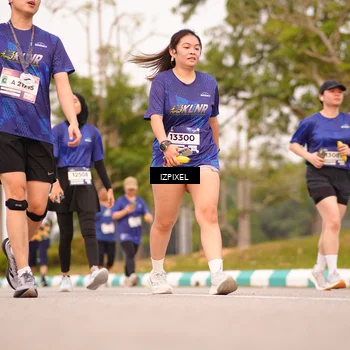 Runner Photo 7544073