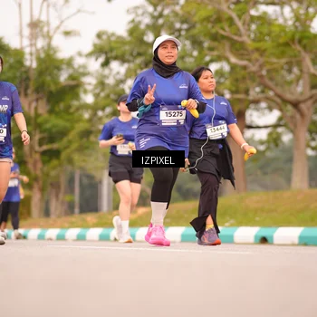 Runner Photo 7544075