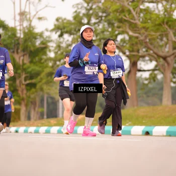 Runner Photo 7544076