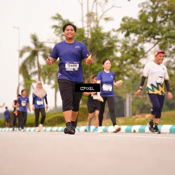 Runner Photo 7544106