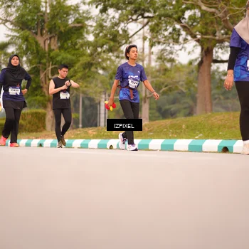 Runner Photo 7544123