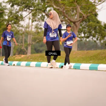 Runner Photo 7544124