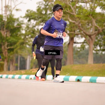 Runner Photo 7544132