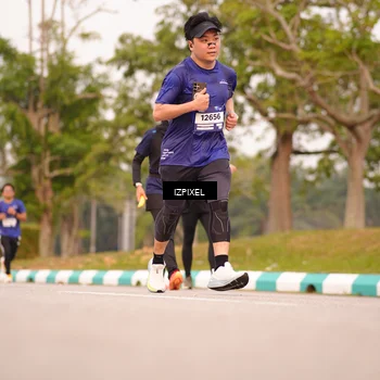 Runner Photo 7544134