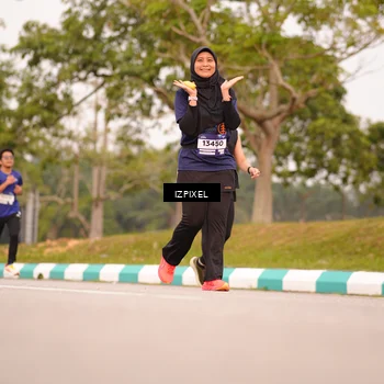 Runner Photo 7544139