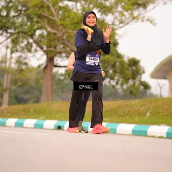 Runner Photo 7544144