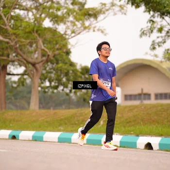 Runner Photo 7544156