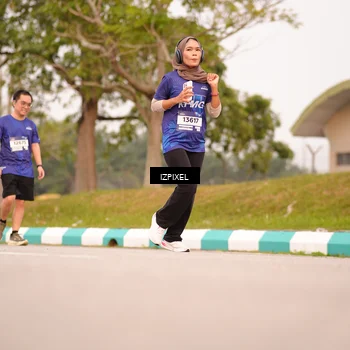 Runner Photo 7544160