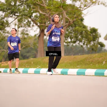 Runner Photo 7544161
