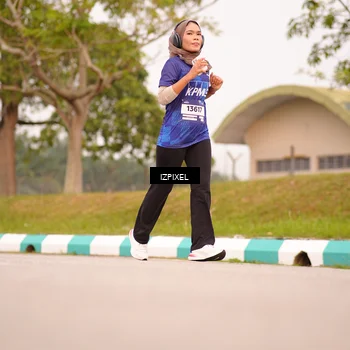 Runner Photo 7544168