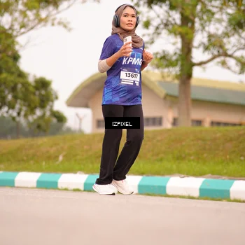 Runner Photo 7544171