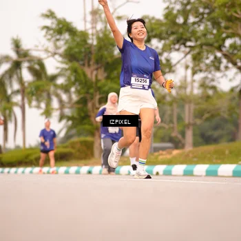 Runner Photo 7544220