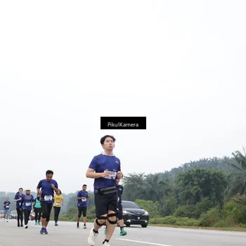 Runner Photo 7544247