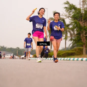 Runner Photo 7544305