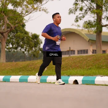 Runner Photo 7544341