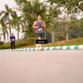 Runner Photo 7544350