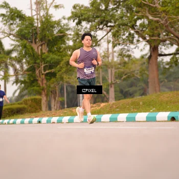 Runner Photo 7544357