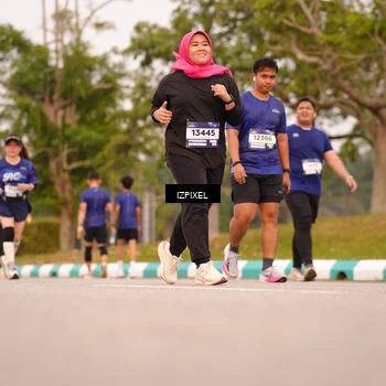 Runner Photo 7544367