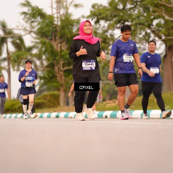 Runner Photo 7544368