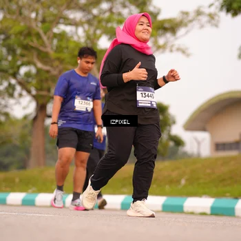Runner Photo 7544376