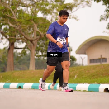 Runner Photo 7544384