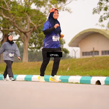 Runner Photo 7544398