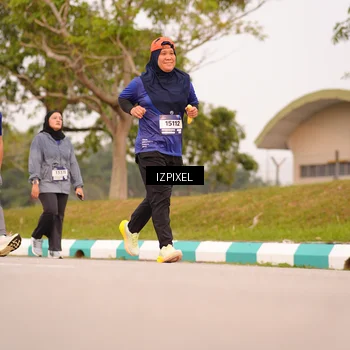 Runner Photo 7544399