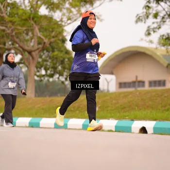 Runner Photo 7544400
