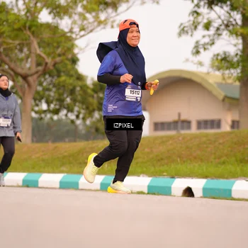 Runner Photo 7544403