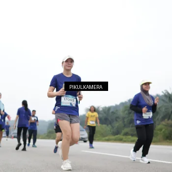 Runner Photo 7544409